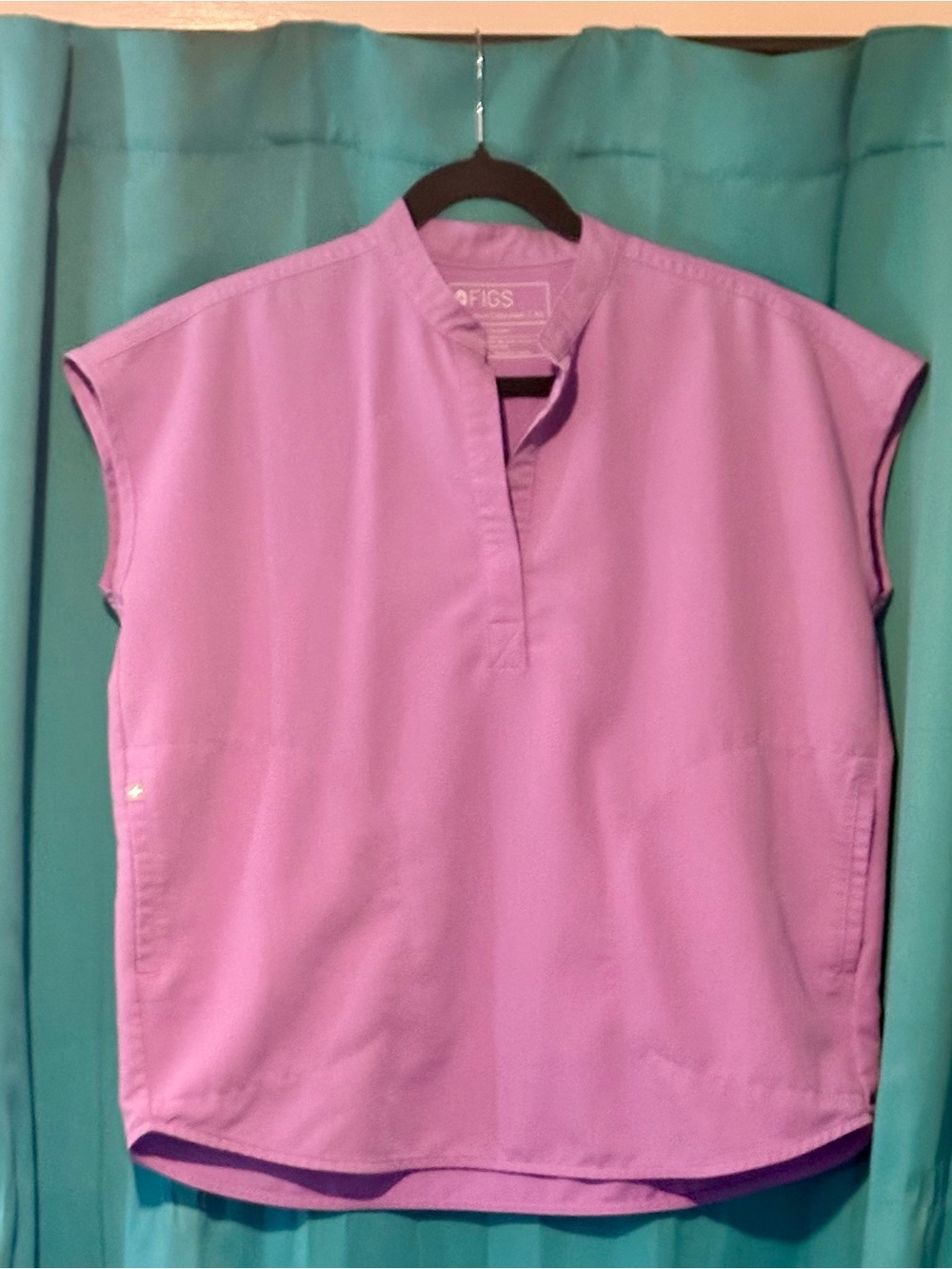 FIGS Lilac Dawn Rafaela Scrub Top size XS
